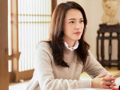 镜头下的花朵：探寻好会拍花的女导演的艺术足迹